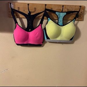2 Victoria’s Secret sports bras 36 DD